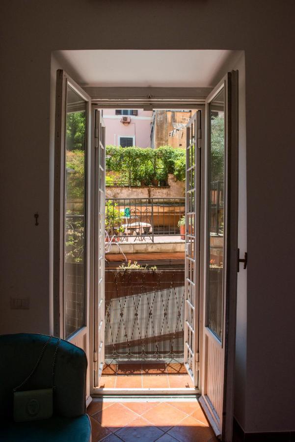 Colosseum, Monti, New Corithian House Up To 6 People Rome Exterior photo