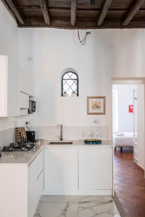 Colosseum, Monti, New Corithian House Up To 6 People Rome Exterior photo